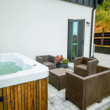 A Comfortable House In Kashubia For 7 People * Golubie